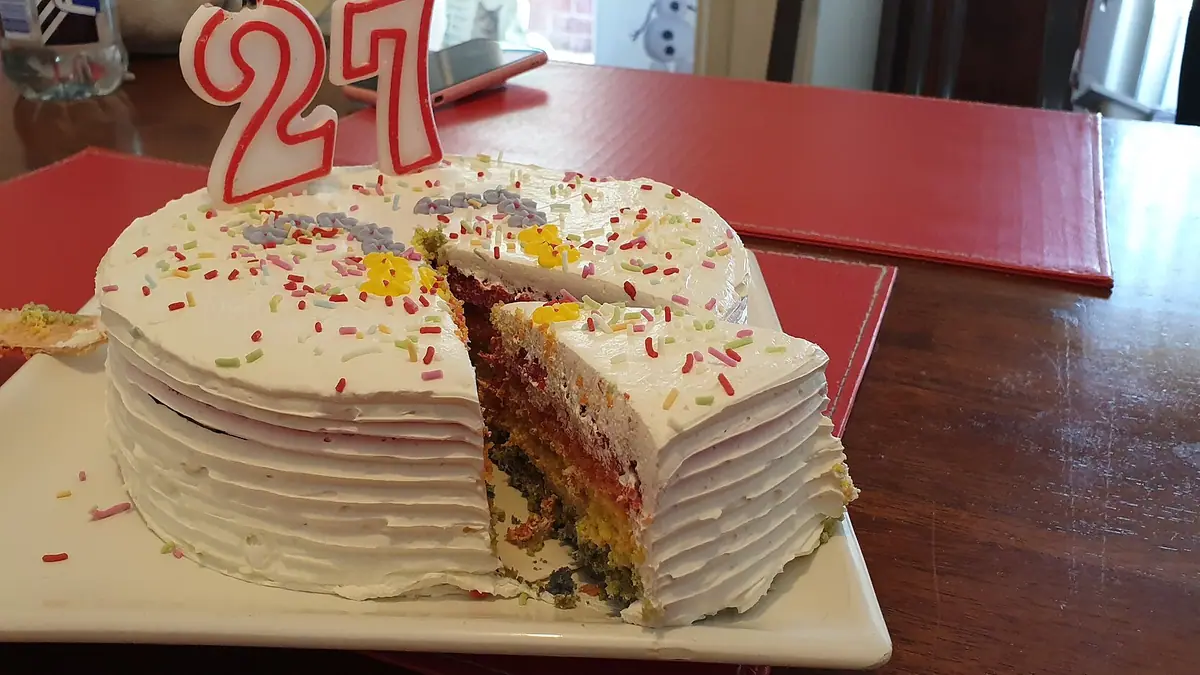 Molly's Community Cafe – cake shop in Steeple Claydon, Buckingham